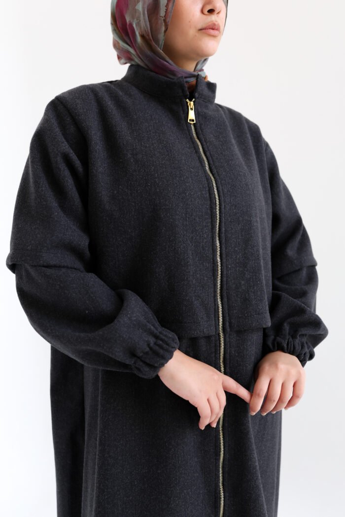 ⁦Zip-Front Felt Abaya⁩ - الصورة ⁦2⁩
