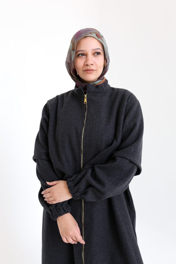 ⁦Zip-Front Felt Abaya⁩ - الصورة ⁦4⁩